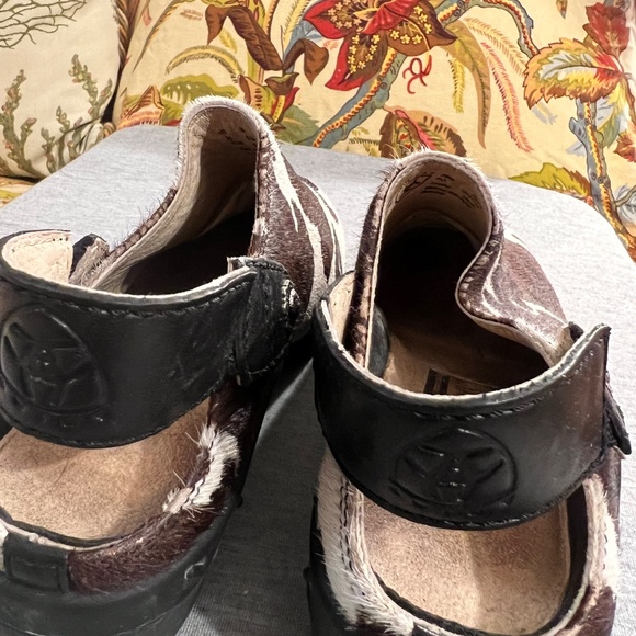 Ariat Shoes - Picture 6 of 10